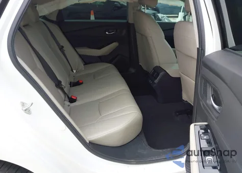 2024 Honda Accord Hybrid Touring из США, поврежденный, VIN 1HGCY2F84RA067787